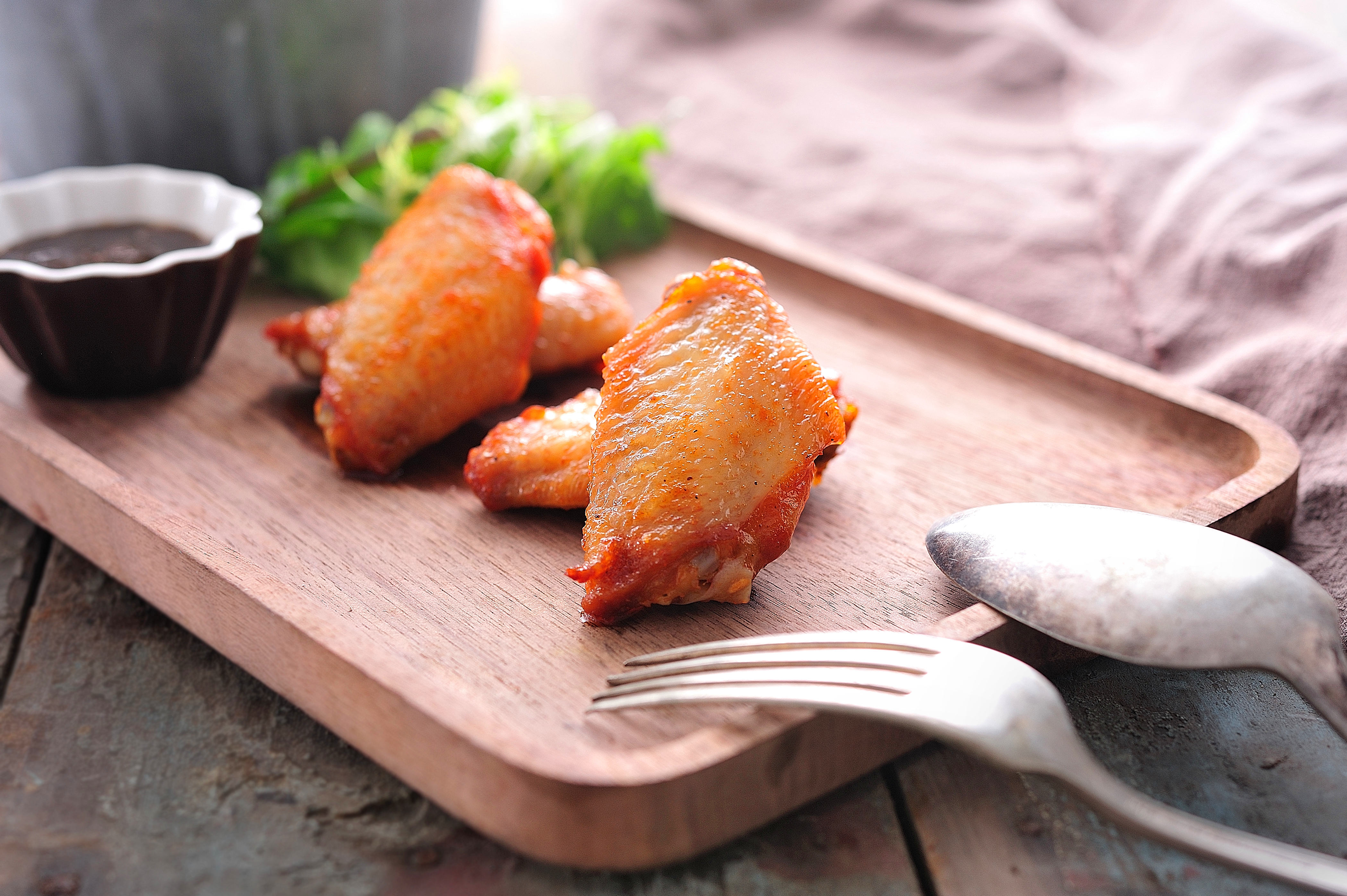 政策：引导电商主体到乡村布局；欧博abg发展：加码“熟食化”战略